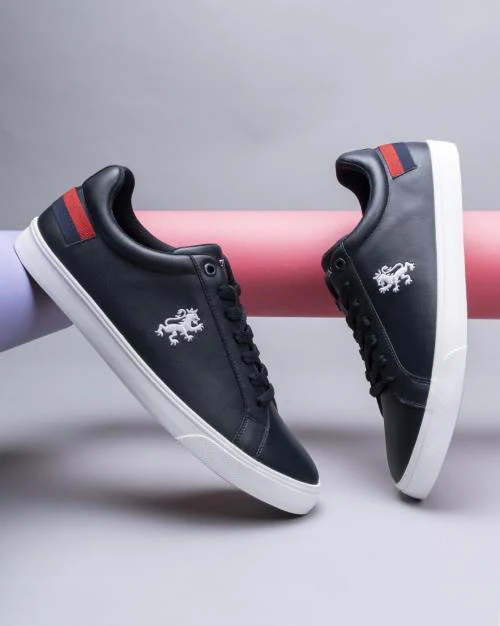 Men Low-Top Lace-Up Sneakers