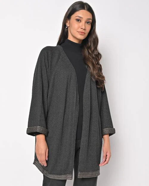 Open-Front Shrug with Asymmetric Hemline