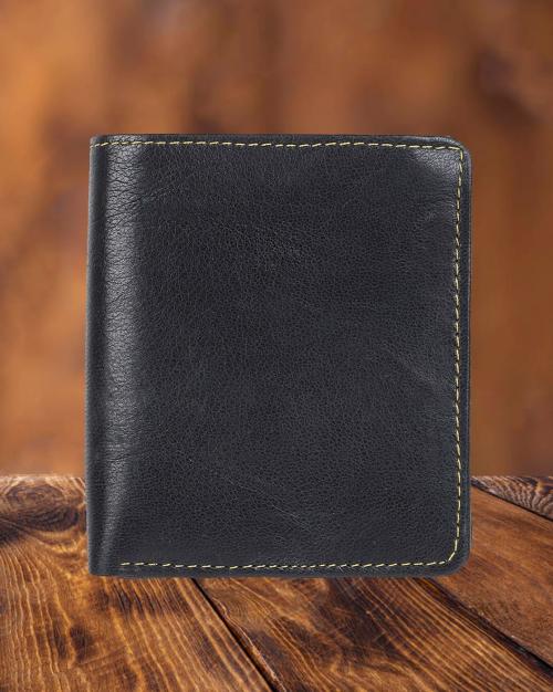Bi-Fold Wallet with Flap Pocket