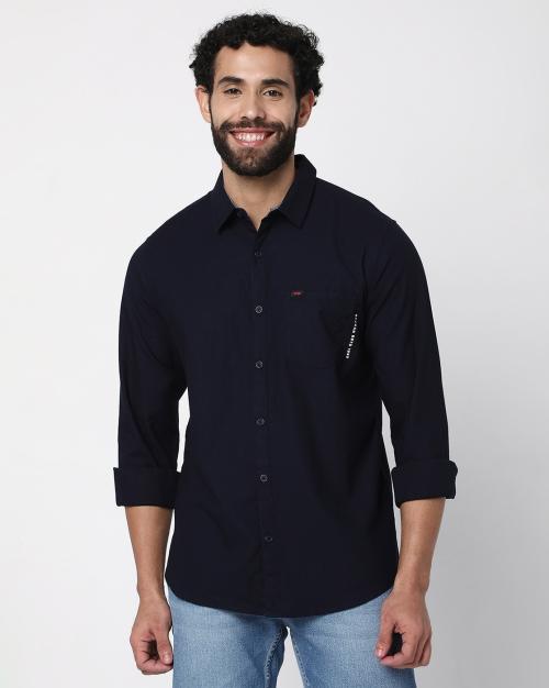 Men Slim Fit Shirt with Patch Pocket