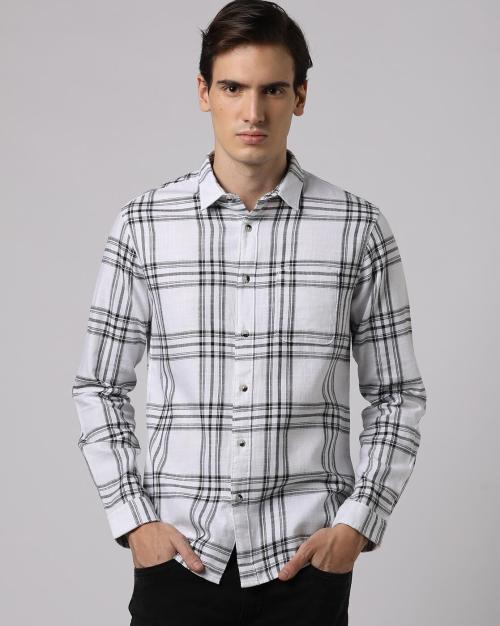 Men Checked Slim Fit Shirt