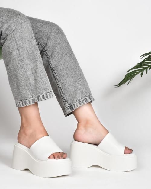 Open-Front Slip-On Platform