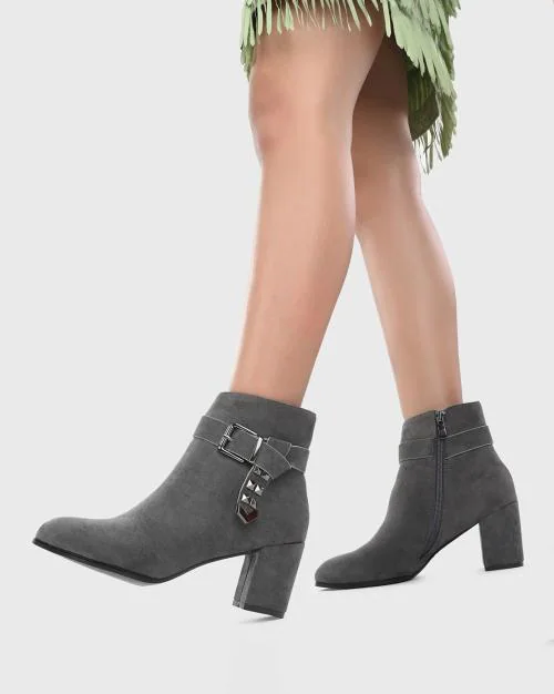 Ankle-Length Boots with Zip Closure