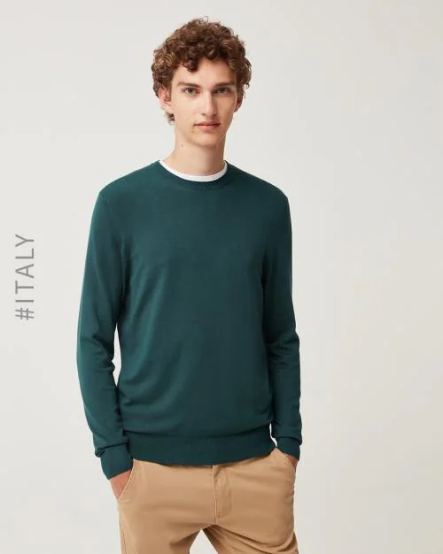 Knitted Round-Neck Pullover