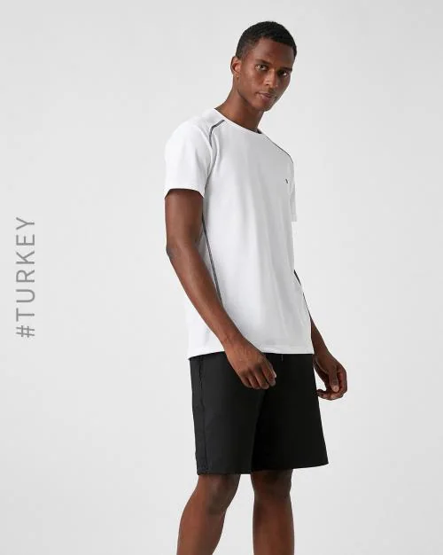 Regular Fit Crew-Neck T-Shirt with Contrast Stitch