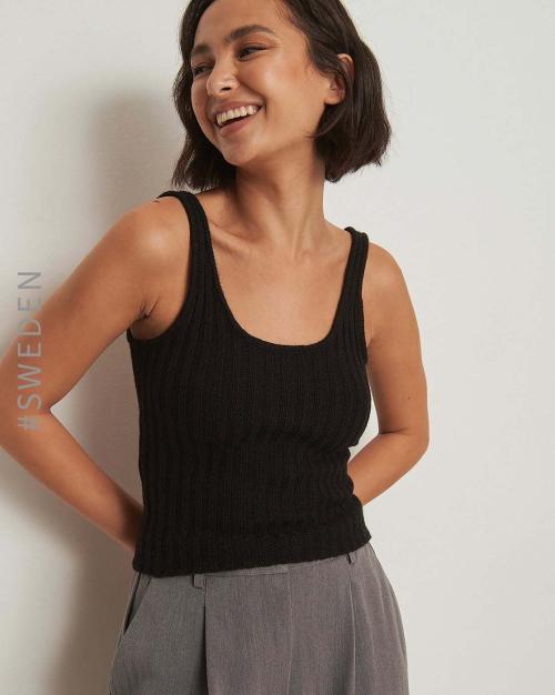 Knitted Crop Singlet