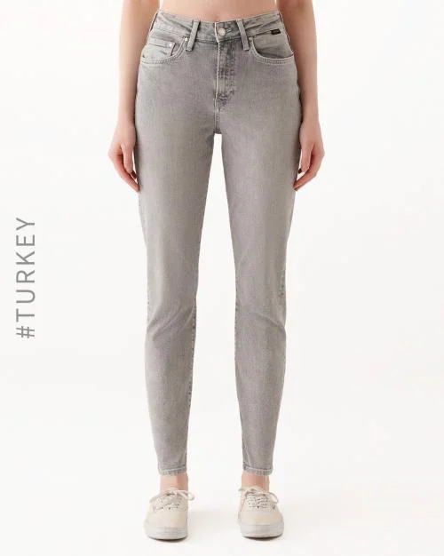 Buy skinny fit MidWash Jeans Online at Best Prices in India JioMart.