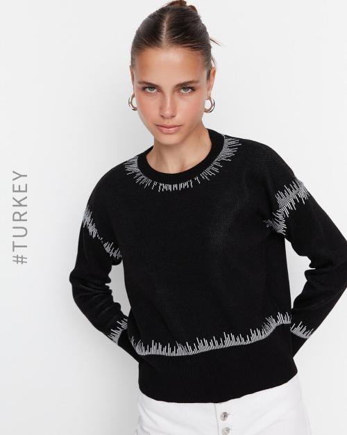 Pullover with Ribbed Hems