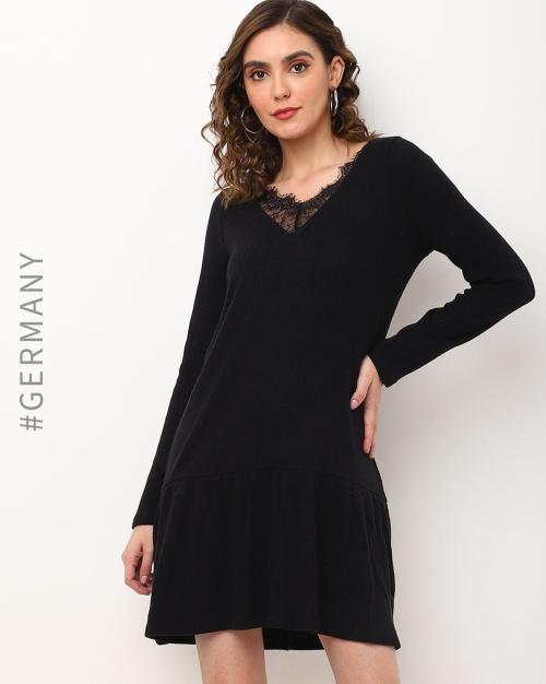 Ribbed V-Neck Shift Dress