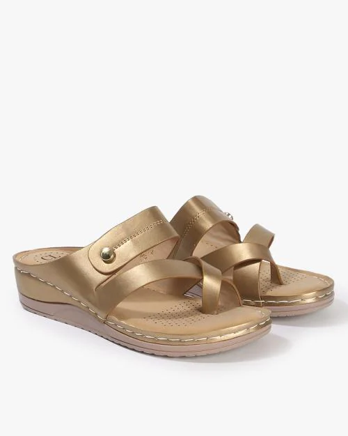 Toe-Ring Slip-On Wedges