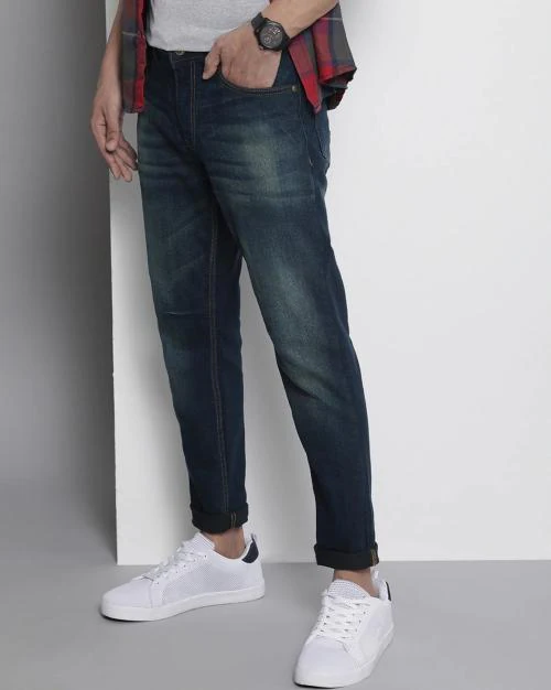 Heavily Washed Carrot Fit Mid-Rise Slim Jeans