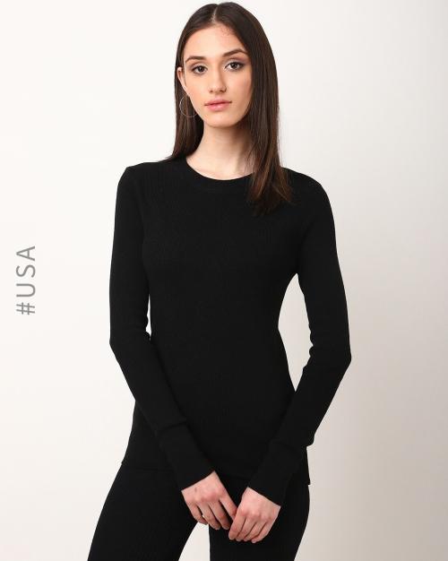 Ribbed Round-Neck Pullover