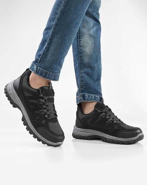 mid top walking shoes