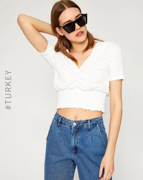V-Neck Crop T-Shirt