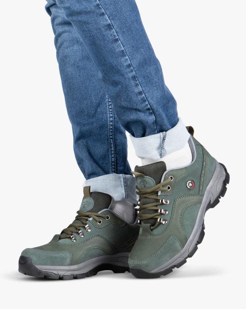 Low-Top Lace-Up Outdoor Shoes