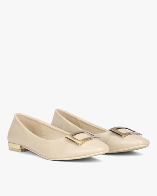Women Ballarinas with Metal Accent