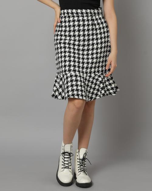 Houndstooth Pattern Flared Skirt