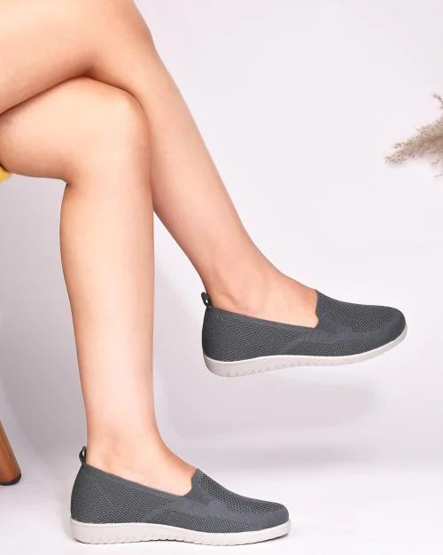 slip on dress shoes womens