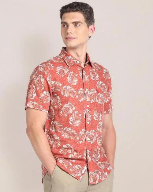 Men Tropical Print Regular Fit Shirt