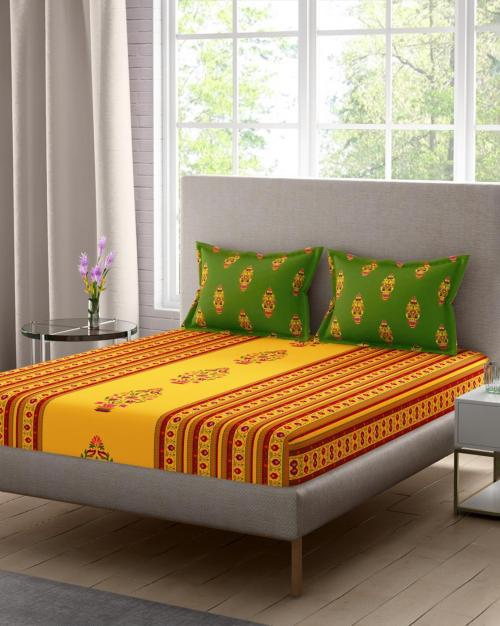 Floral Print Double Bedsheet with Pillow Covers & Towel Set
