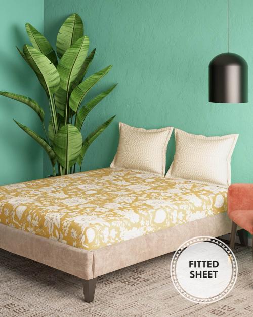 152 TC Gold Color King Size Fitted Sheet with 2 Pillow Covers