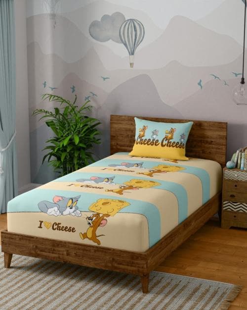 120 TC Tom & Jerry Print Single Bedsheet with Pillow Cover