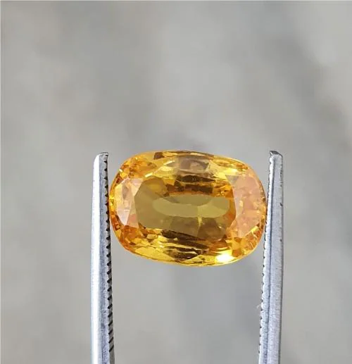 Jaipur gemstone- Original Stone Yellow Sapphire (Pukhraj ) 9.25 ratti stone With Certified