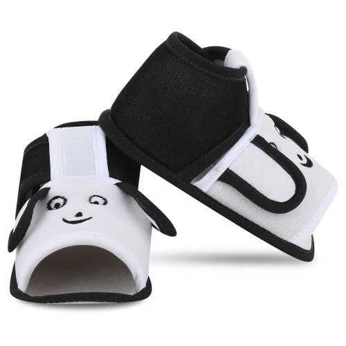 SMARTOTS Pack of 1 Stylish Baby Boy Sandal 0-9 Month | Skin Friendly Comfortable Baby Girl Sandals 0 Size | Baby Boy Shoes New Born | Baby Shoes 0 Size | Baby Shoes, Color-White