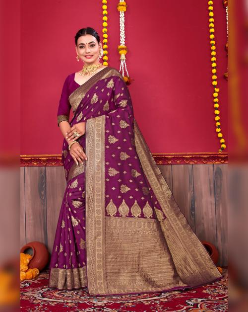 Parvani Maroon Silk Saree with Exquisite Golden Work_Timeless Elegance and Opulence