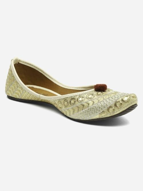 Glam Story Women's Punjabi Jutti Casuals For Women (Off White)