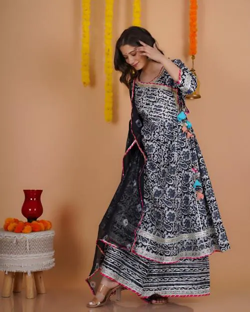 LABEL PEHNAVA cotton anarkali printed kurti with plazo and dupatta