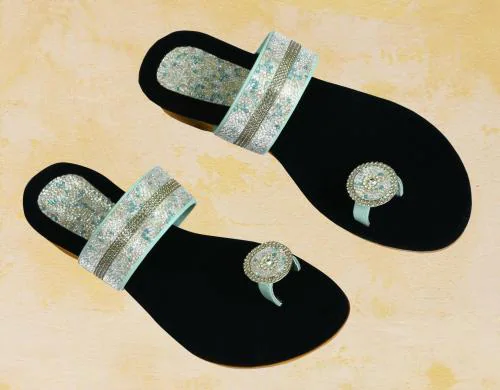 R.N FOOTWEAR Stylish Footwear Sandal For Women - Soft & Comfortable Women Flip Flop Slipper | Ethnic Sandals | Sandal For Girls | Indian Style Sandals | Flats For Womens | Fancy Sandals (Green) (UK 6)