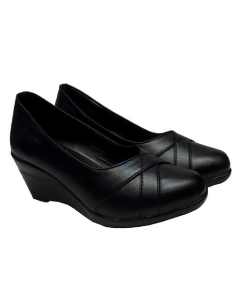 Banuchi women Black wedges heels sandals