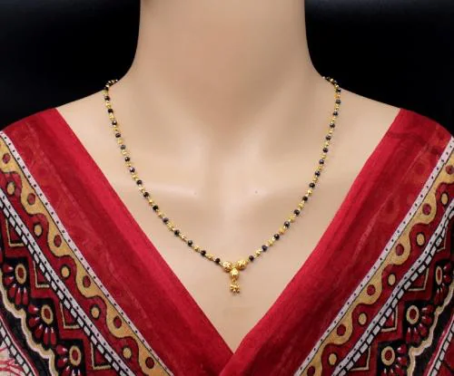 Soni Jewellery Designer And Stylish Golden Mangalsutra For Women