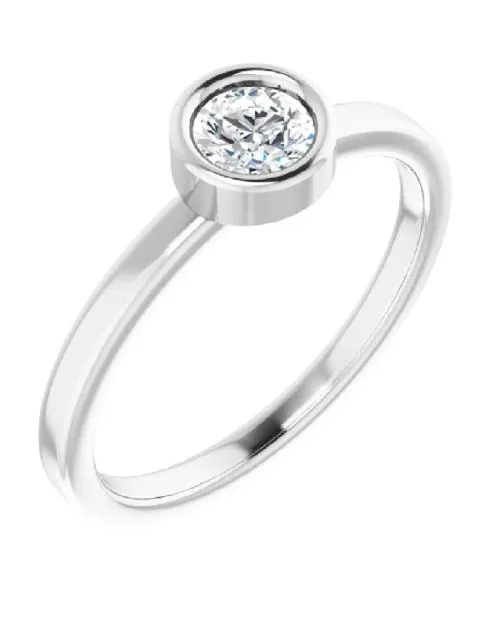 Jaipur Gemstone Natural White Sapphire Ring with Original Certified White Sapphire stone for Astrological Purpose (Women & Girls)