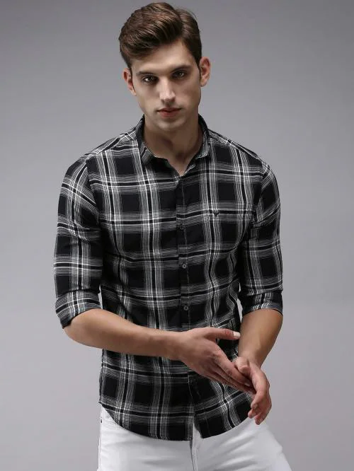 SHOW OFF Men's Black Checked Cotton Shirts