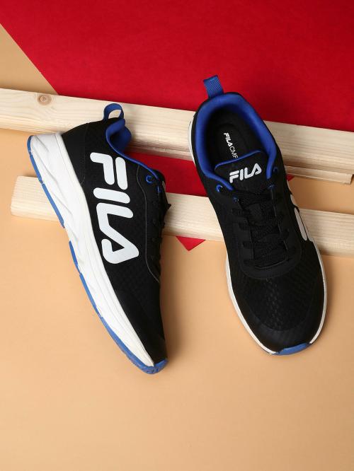 FILA Men DAICHI Black Running Shoes