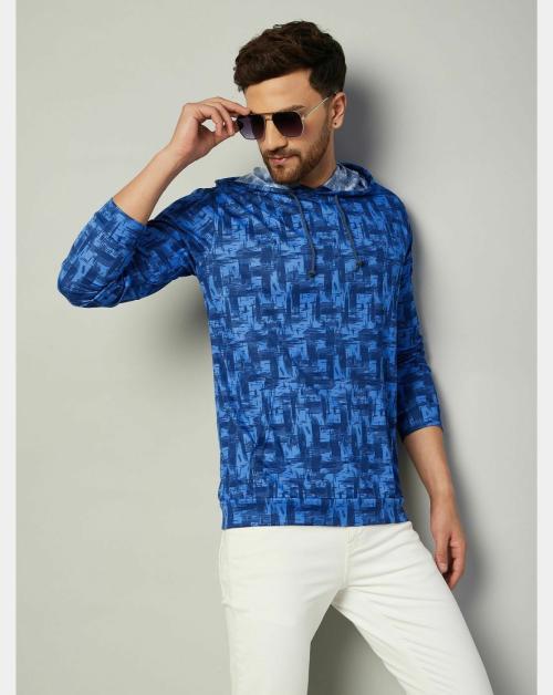 Gritstones Men Royal Blue Hooded Textured Printed Lycra Blend T-Shirt