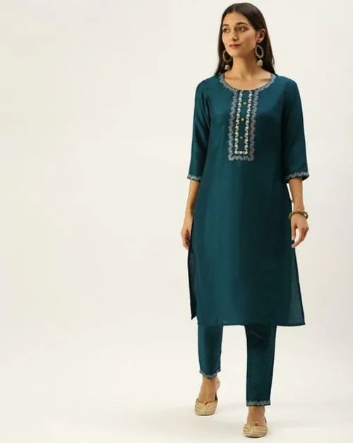 VEDIC Women Blue Silk Straight Kurta with Pant (L)
