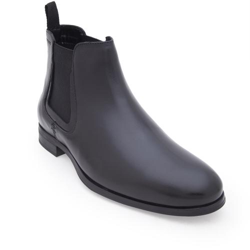 Red Tape Men Black Chelsea Boots