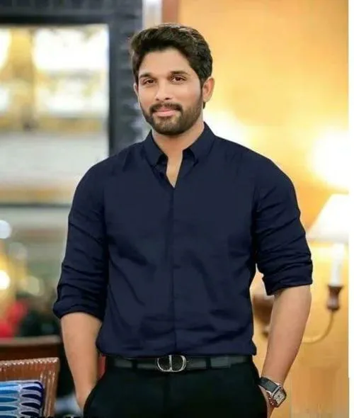 BOUGHT FIRST Men Light Green Cotton Blend Printed Shirt (L)