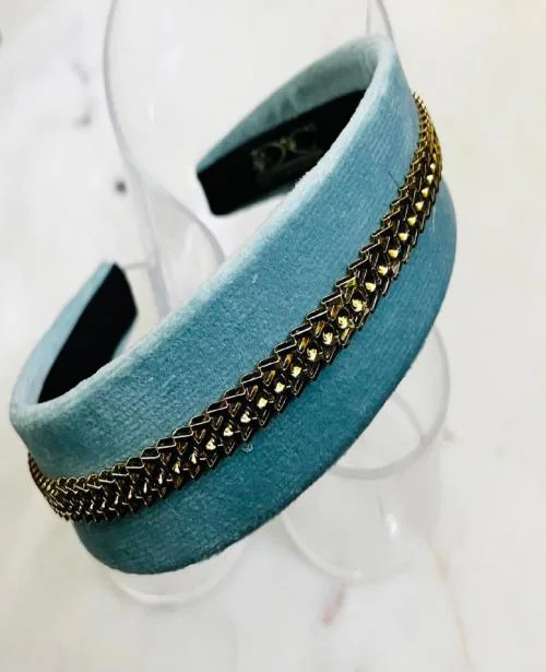 Deepti Chandna Designs Ferozi Hair Band Plastic Head Band for Girls and Women (Ferozi, 137)