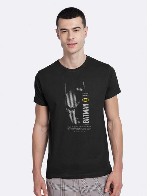 Bewakoof Men Batman OG Printed Half Sleeve Round Neck T-Shirt