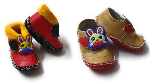 Mom's Darling Multicolor Baby Shoes - 6-12 Months, 15 Cm (Pack Of 2)