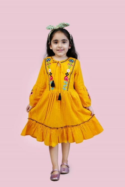 Bella Moda Girls Casual Embrordary Dress 100% Cotton