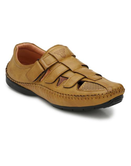 Fashion Victim men roman sandals for men.