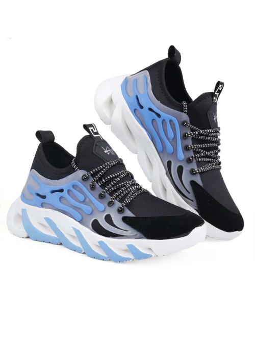 woakers sports shoes