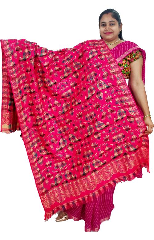 V Vrinde Women Pink Shawl