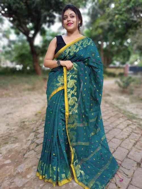 Lookslady Women Dark Green Cotton Blend Temple Border Bollywood Saree