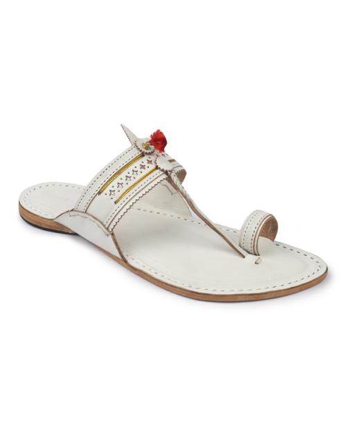 Korakari Authentic White Chappal
